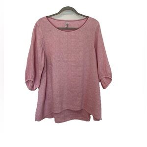Women’s pink tunic